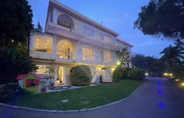 Maison  de luxe en vente - Alpes-Maritimes - 06