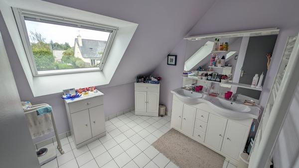 Brie (35150) À VENDRE – EXCLUSIVITÉ Maison d’architecte 174 m² – Terrain 984 m² – Brie (35150), proche Janzé / Rennes