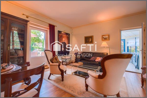 Une élégante maison ancienne pleine d’harmonie