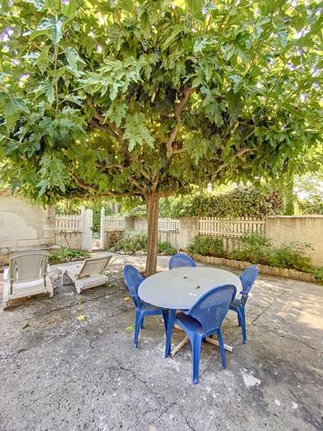 MAS de 155m² + gîte de 40 m² Saint Rémy de Provence