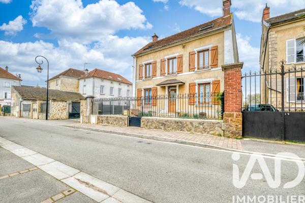 Maison à vendre 8 pièces 175 m² Saâcy-sur-Marne