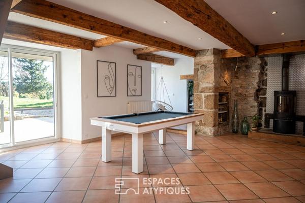 L’habitat rénové d’un ancien corps de ferme, en Ardèche