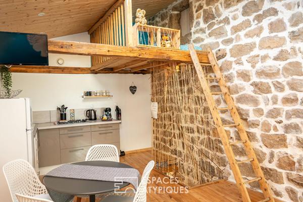 L’habitat rénové d’un ancien corps de ferme, en Ardèche