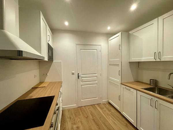 Appartement Chatenay Malabry 1 pièce(s) 33.22 m2 ; Centre-Ville ; Commerces ; T10