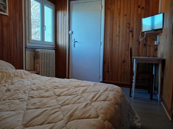 Immeuble 6 appartements locations saisonnières LA BOURBOULE (63)