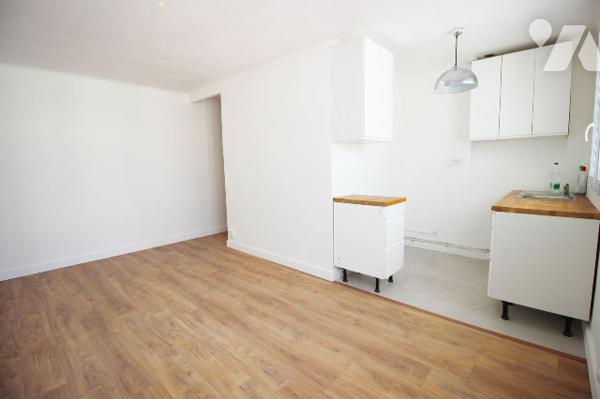 Appartement T2 de 36m2 (ENTIEREMENT REFAIT A NEUF), quartier Bonneveine (13008), à 2 pas de la plage