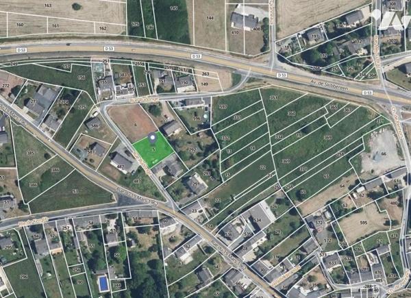 Au calme terrain de 711 m2 (B756)