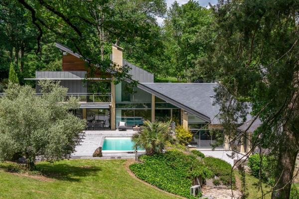 Vente Maison d'architecte Brive-la-Gaillarde 13 Pièces 392 m²