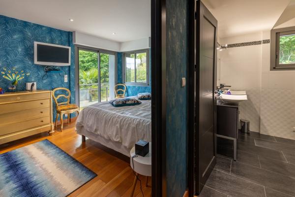 Vente Maison d'architecte Brive-la-Gaillarde 13 Pièces 392 m²
