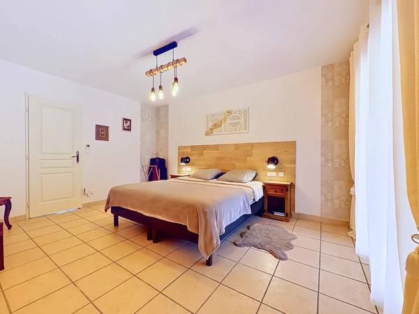 PROPRIÉTÉ D’EXCEPTION – 422 m² DE CHARME & D’ART DE VIVRE