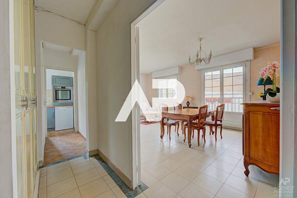 Appartement Bougival 1 pièce(s) 38.36 m2 184 000 € **  - Référence  20061