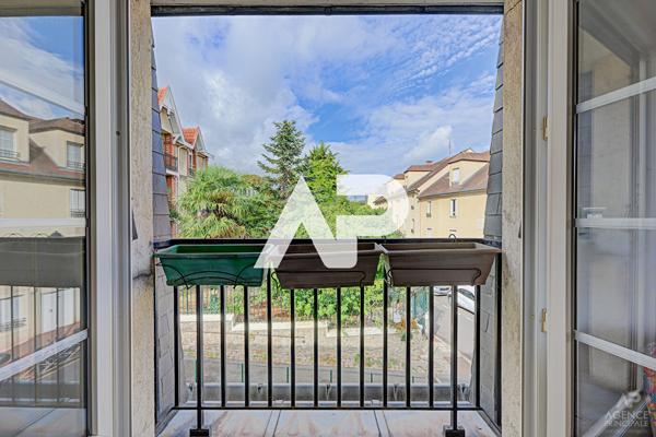 Appartement Bougival 1 pièce(s) 38.36 m2 184 000 € **  - Référence  20061