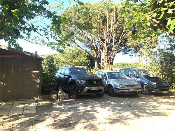 Golfe de saint-tropez-villa 100M2 loi carrez À SAISIR !