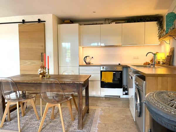 Golfe de saint-tropez-villa 100M2 loi carrez À SAISIR !