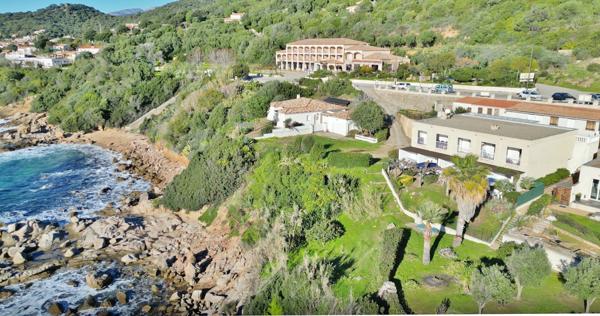 30 minutes d'AJACCIO - Immeuble de 6 appartements pieds dans l'eau Casaglione (20111)