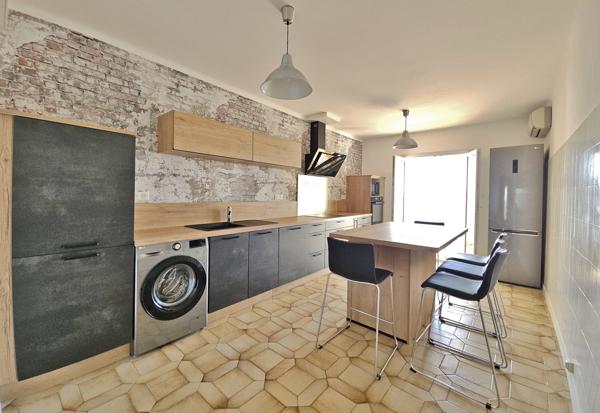 30 minutes d'AJACCIO - Immeuble de 6 appartements pieds dans l'eau Casaglione (20111)