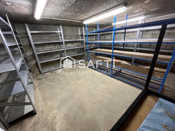 Local d'archives - Réserve - Cave