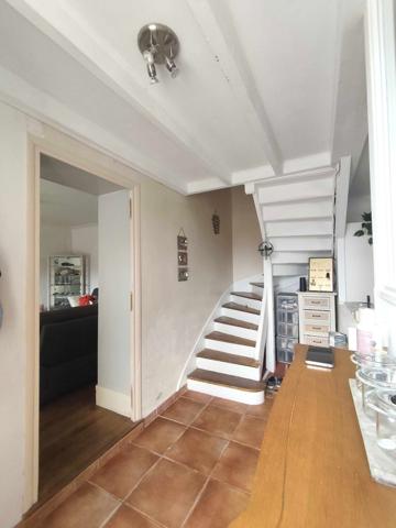 MAISON FAMILIALE EN PIERRES AVEC STUDIO INDEPENDANT