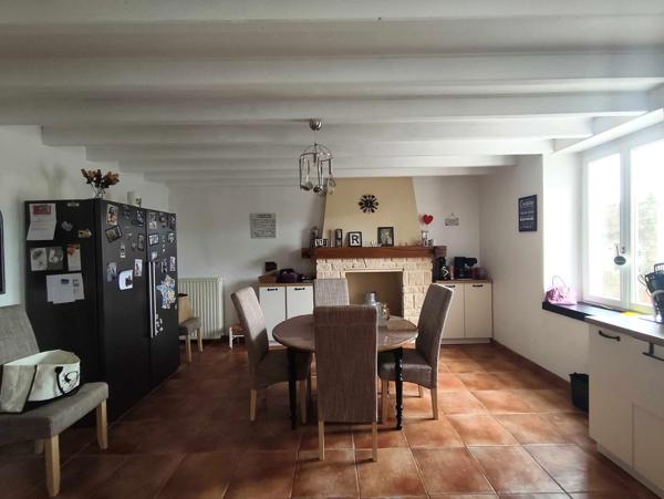 MAISON FAMILIALE EN PIERRES AVEC STUDIO INDEPENDANT