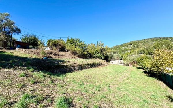Terrain à vendre    Grasse