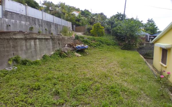 Maison F5 (120m²) sur terrain de 920 m². Cap Camélias SAINT LEU. 225 000 €