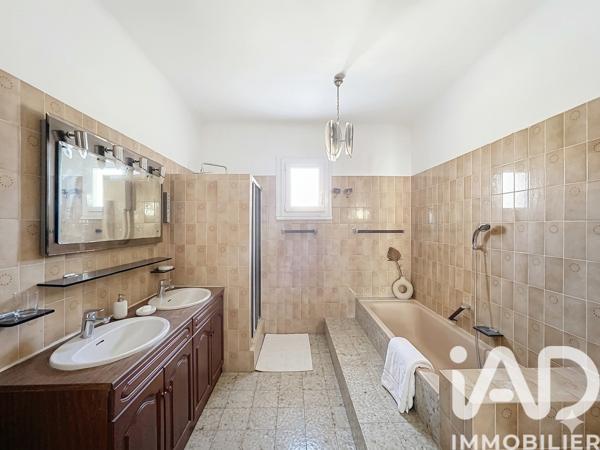 Maison à vendre 4 pièces 159 m² Martigues