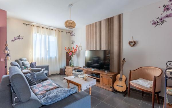 Maison à vendre    4 pièces •  Parentis-en-Born