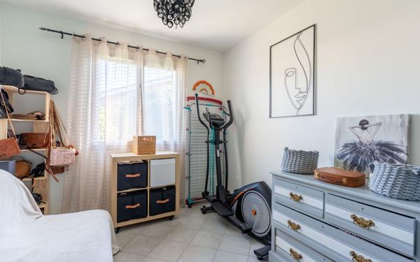 Maison à vendre    4 pièces •  Parentis-en-Born