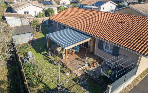 Maison à vendre    4 pièces •  Parentis-en-Born