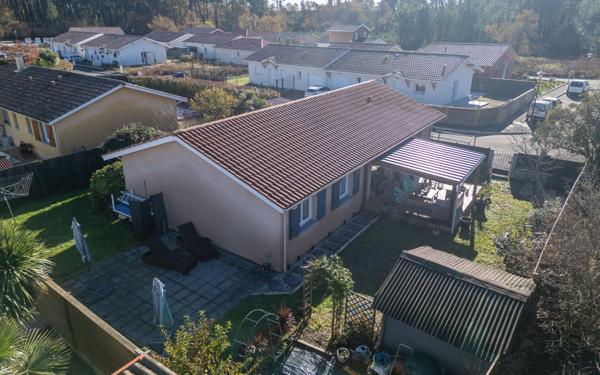 Maison à vendre    4 pièces •  Parentis-en-Born