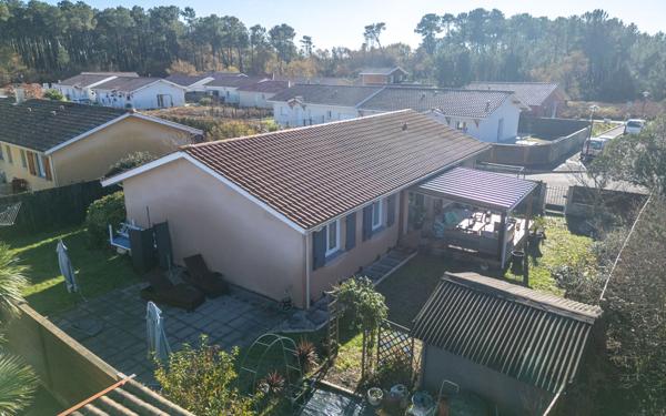 Maison à vendre    4 pièces •  Parentis-en-Born