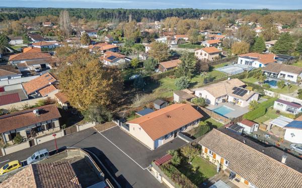Maison à vendre    4 pièces •  Parentis-en-Born