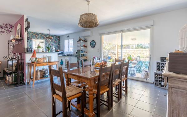 Maison à vendre    4 pièces •  Parentis-en-Born