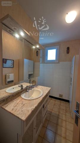 Maison à vendre à Landivisiau dans le Finistère (29400), ref : 29094-1030