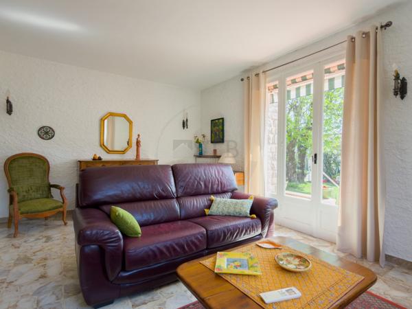 Maison avec piscine et fort potentiel au Pouzin