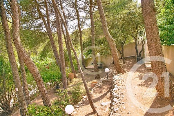 Maison à vendre  7 pièces - 285,44 m2 BEAUCAIRE - 30