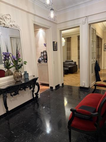 Paris (75010) Appartement Familial 4 chambres , Rue de Dunkerque .