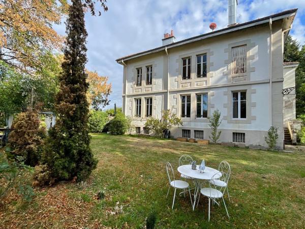 Élégance, calme et nature au cœur d’un parc arboré