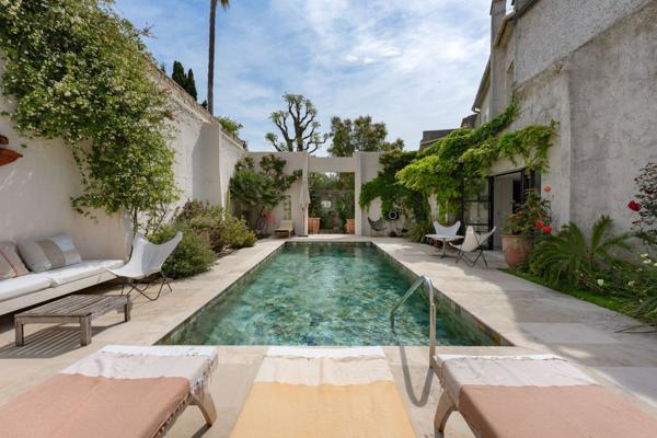 Vente Maison de luxe Aigues-Mortes 9 Pièces 310 m²