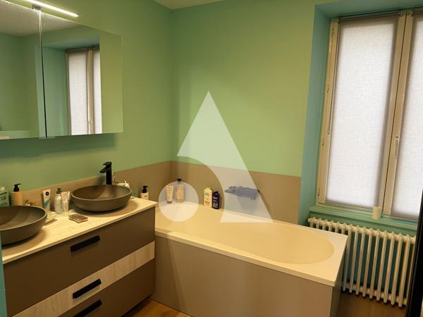 Maison 10 pièces 230 m2