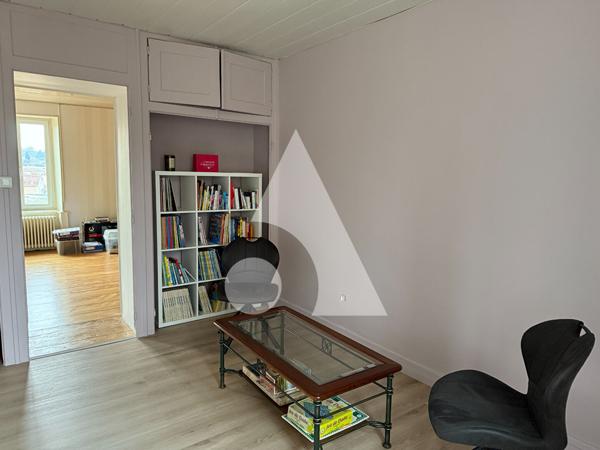 Maison 10 pièces 230 m2