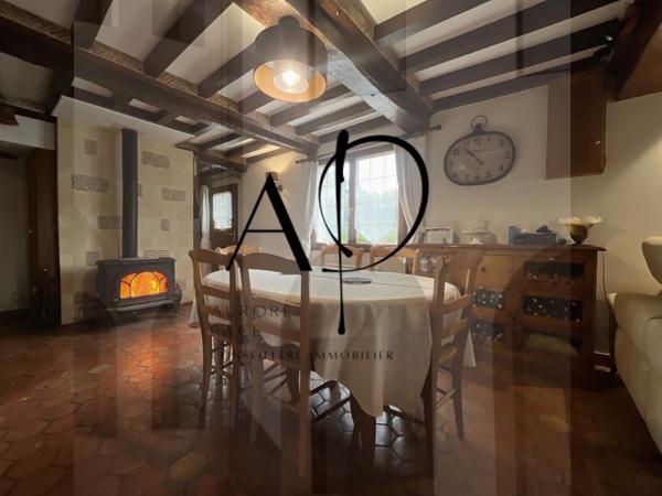 Pont-Audemer (27500) MAISON TRIQUEVILLE - PROXIMITÉ PONT AUDEMER - 145 M2 - UN GARAGE - 4 CHAMBRES - TERRAINS 2239 M2