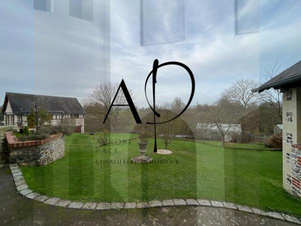 Pont-Audemer (27500) MAISON TRIQUEVILLE - PROXIMITÉ PONT AUDEMER - 145 M2 - UN GARAGE - 4 CHAMBRES - TERRAINS 2239 M2
