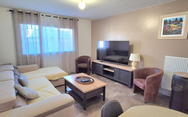 Appartement à vendre    2 pièces • 48 m2 Hyères