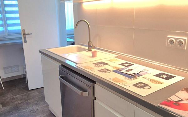 Appartement à vendre    2 pièces • 48 m2 Hyères