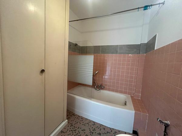 Appartement à louer    4 pièces • 87,68 m2 Vals-les-Bains