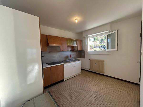 Appartement à louer    4 pièces • 87,68 m2 Vals-les-Bains