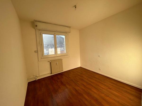 Appartement à louer    4 pièces • 87,68 m2 Vals-les-Bains