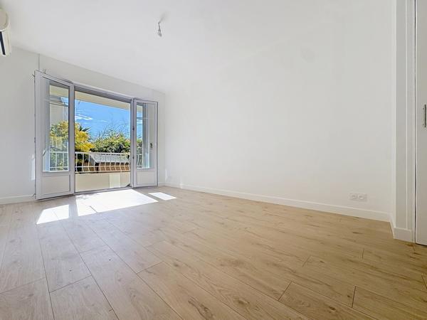JUAN La Colle - CALME - 3P REZ DE JARDIN 105M2 - PARKING - PROCHE PLAGES