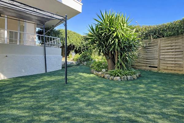 JUAN La Colle - CALME - 3P REZ DE JARDIN 105M2 - PARKING - PROCHE PLAGES